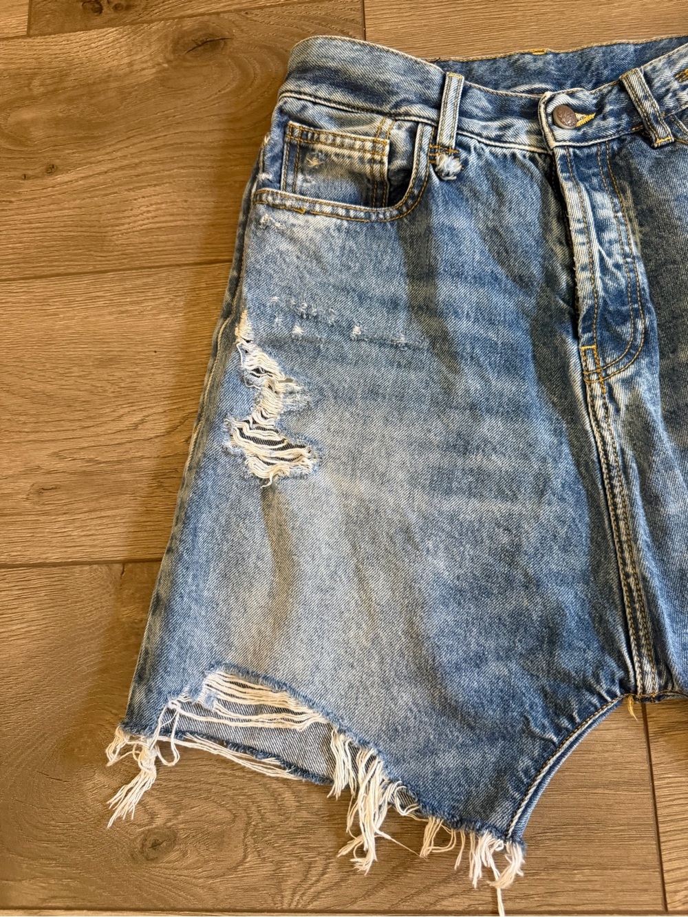 R13 Marky Drop Denim Shorts Bain Blue Size 25 - Picture 9 of 14
